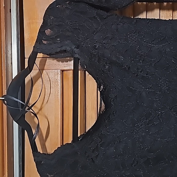 Black Long Lace Jump Dress - Picture 3 of 10